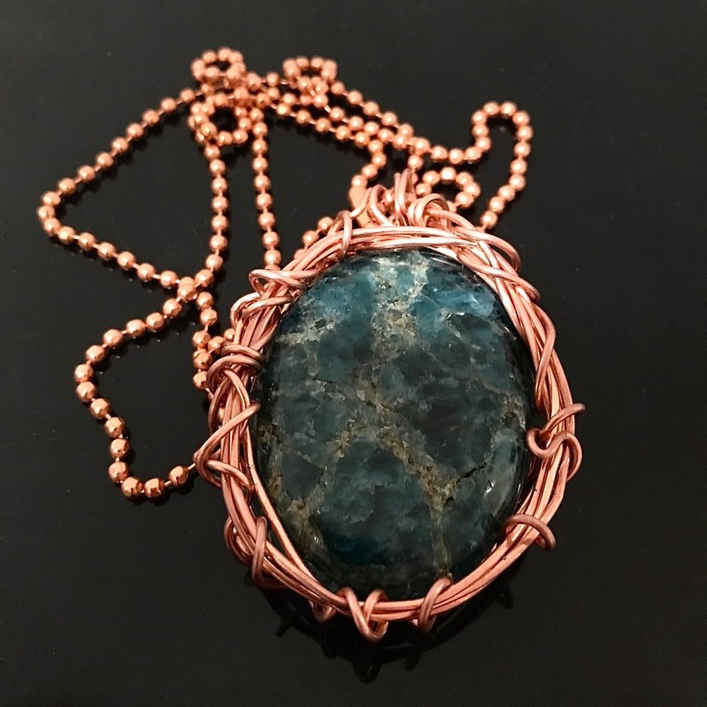 Genuine Blue Apatite Untreated Gemstone Solid Copper Pendant Necklace Handmade - Picture 2 of 10